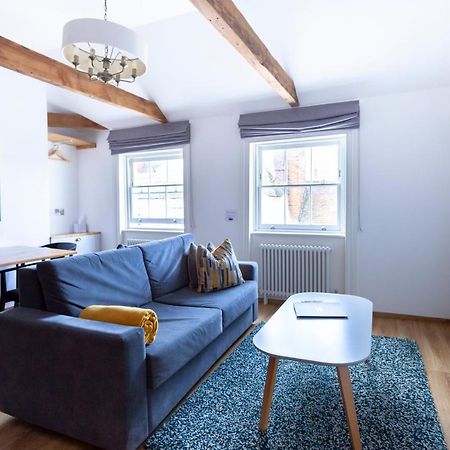 Apartment 6 At Number 8: City Centre, 1 Bedroom, Sofa Bed In Lounge Canterbury Eksteriør billede