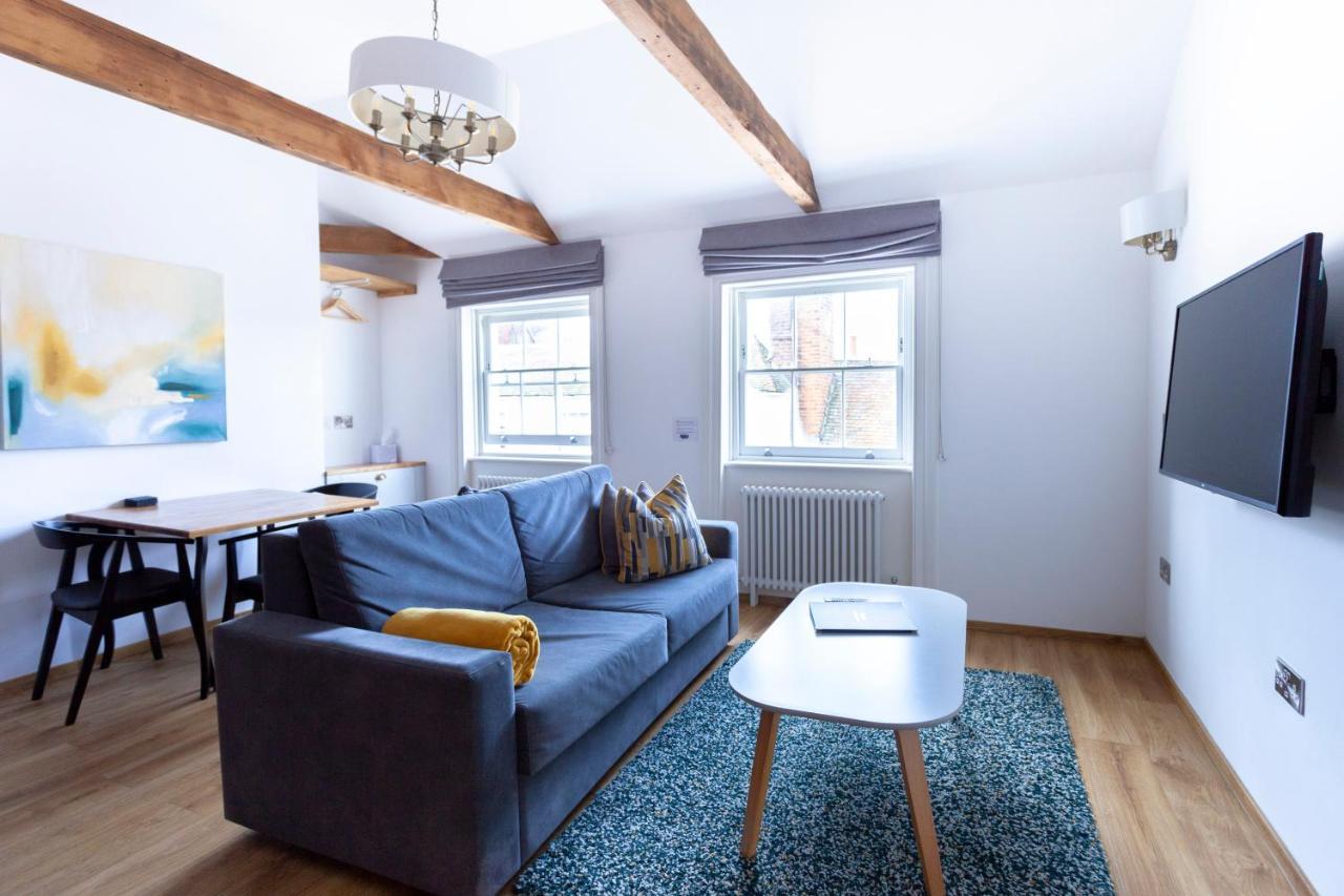 Apartment 6 At Number 8: City Centre, 1 Bedroom, Sofa Bed In Lounge Canterbury Eksteriør billede
